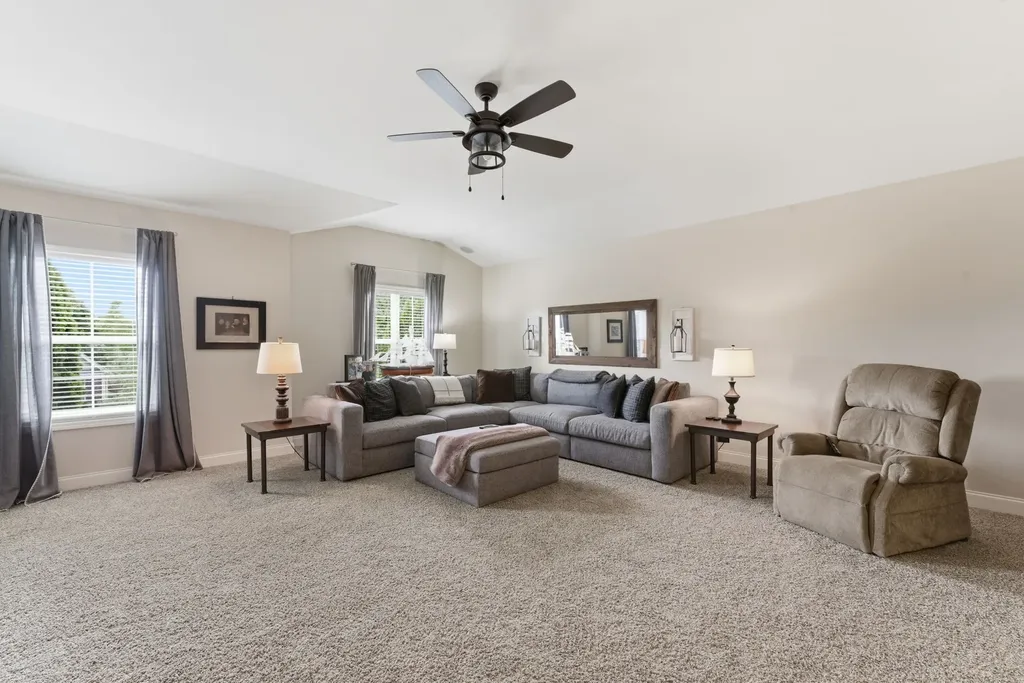 1010 Larkwood Drive Hermitage TN 37076