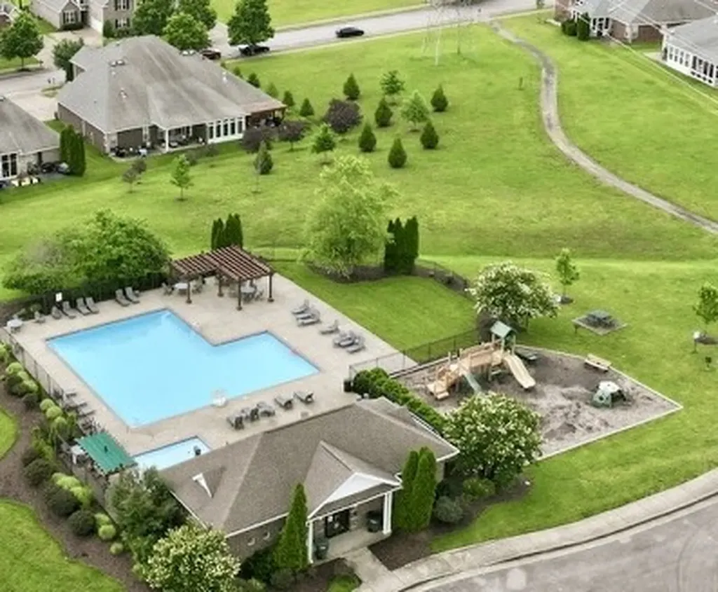 1010 Larkwood Drive Hermitage TN 37076