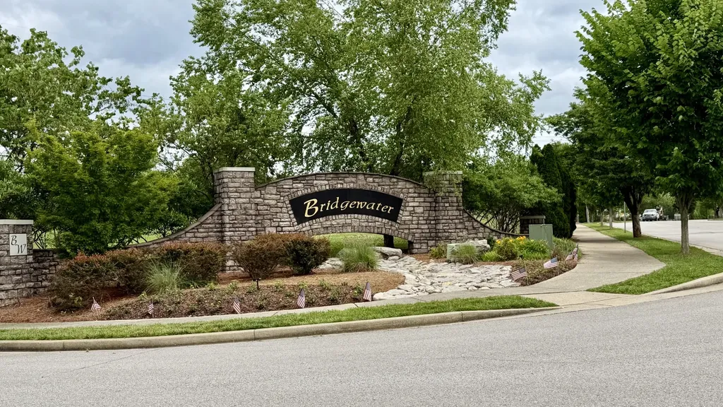 1010 Larkwood Drive Hermitage TN 37076