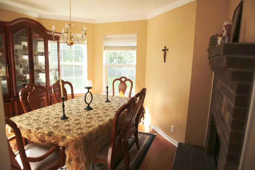 1828 Rory Cove La Vergne TN 37086