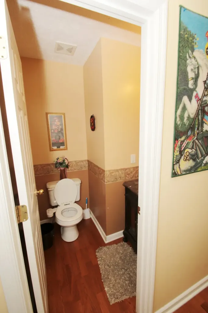 1828 Rory Cove La Vergne TN 37086