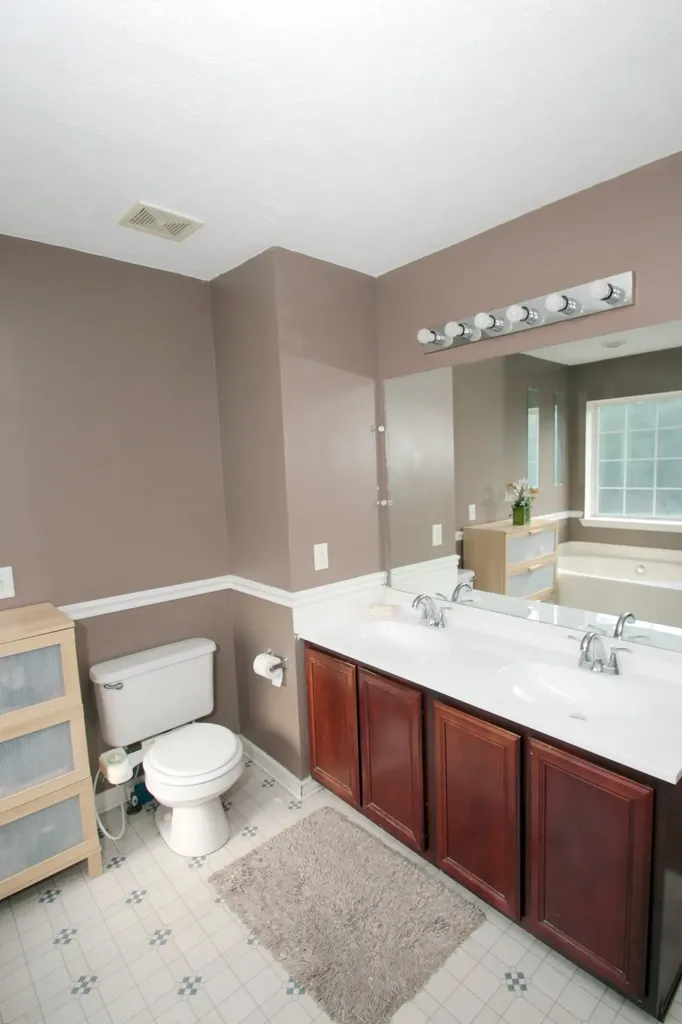 1828 Rory Cove La Vergne TN 37086