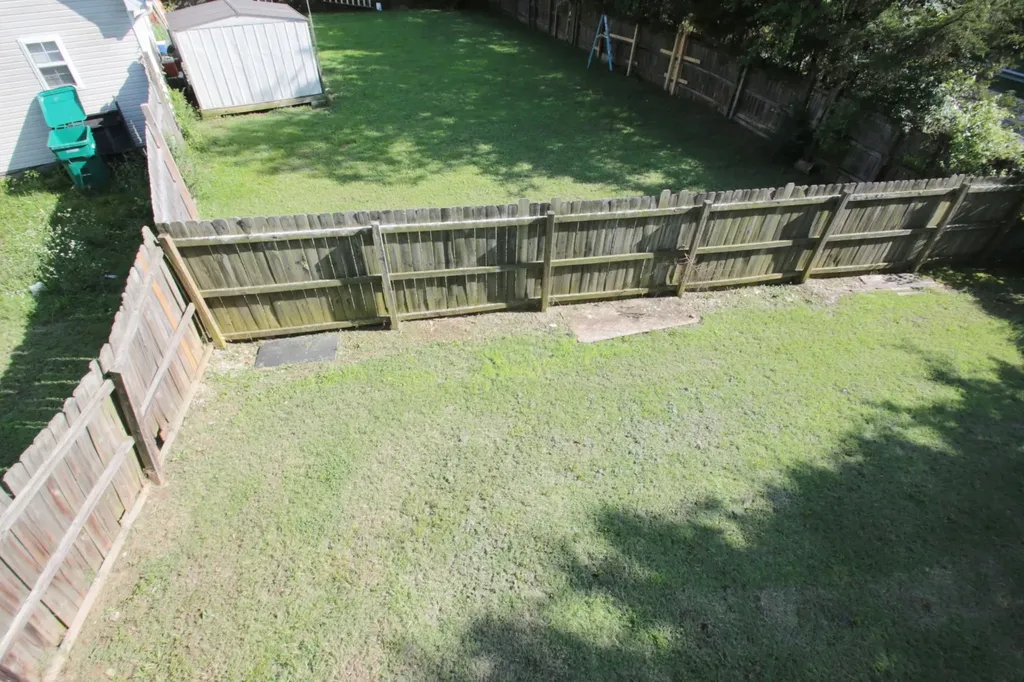 1828 Rory Cove La Vergne TN 37086