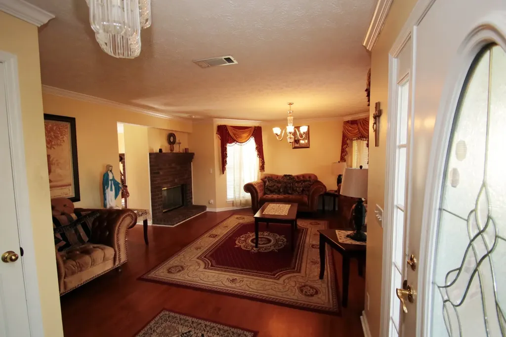 1828 Rory Cove La Vergne TN 37086