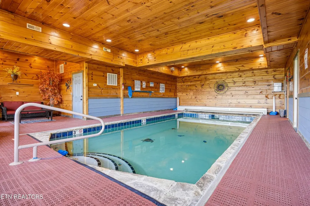 2456 Hackberry Drive Sevierville TN 37862
