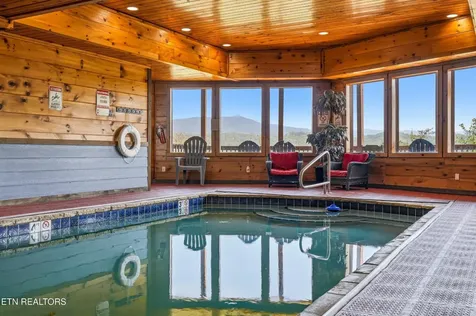 2456 Hackberry Drive Sevierville TN 37862