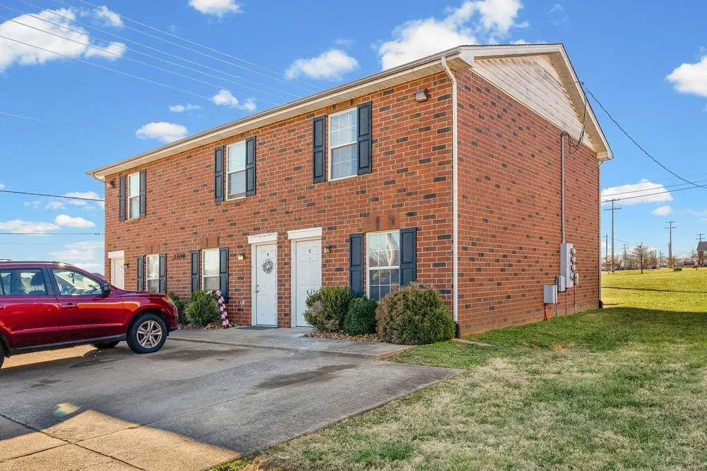3312 Royster Lane Clarksville TN 37042