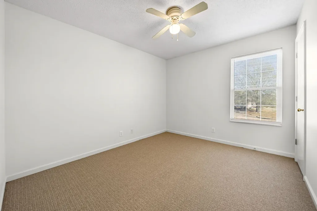3312 Royster Lane Clarksville TN 37042