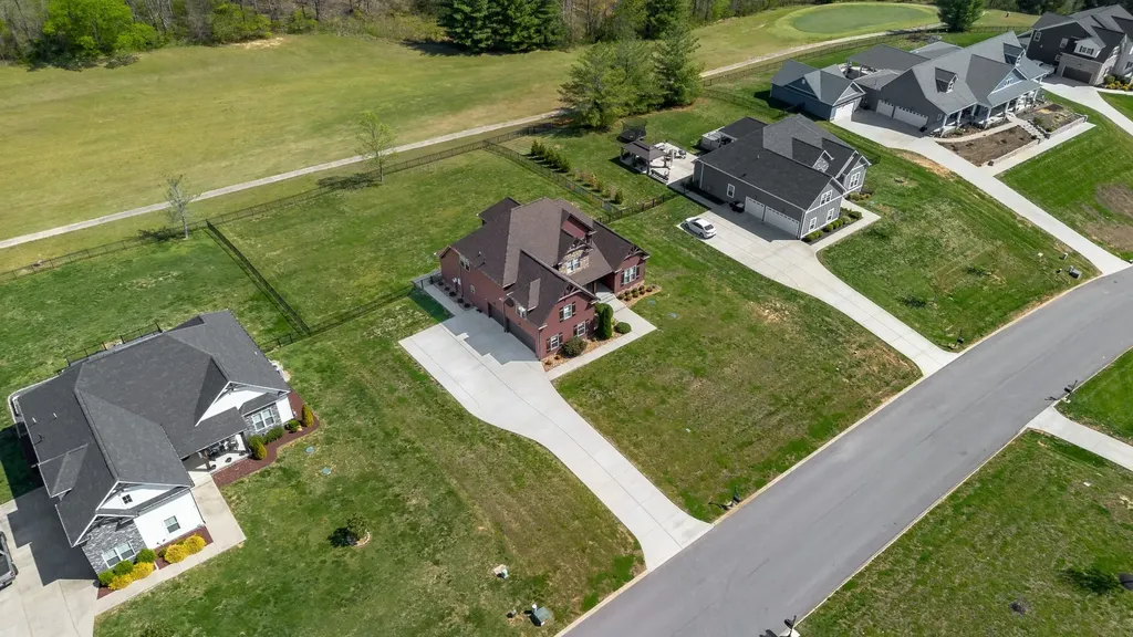 3053 Wedgewood Drive Greenbrier TN 37073