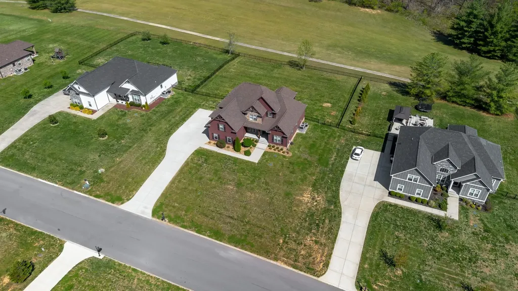 3053 Wedgewood Drive Greenbrier TN 37073