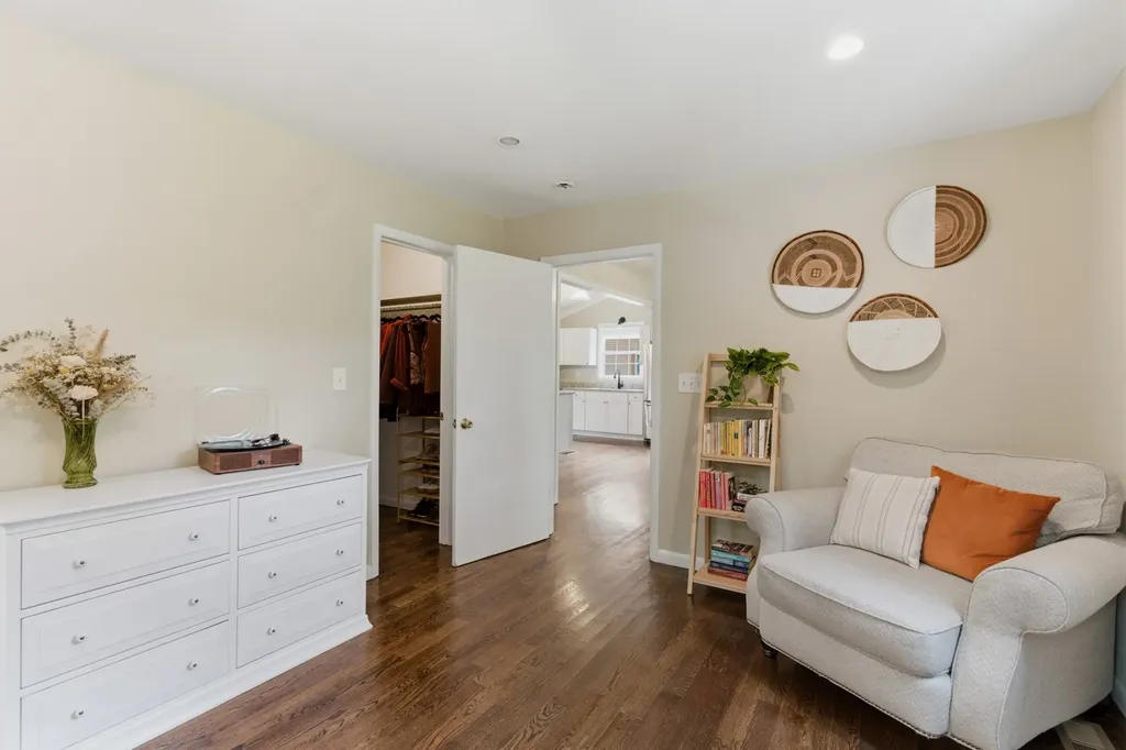 3037 Kings Lane Nashville TN 37218