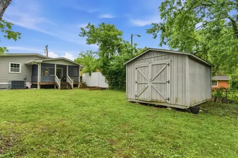 3037 Kings Lane Nashville TN 37218