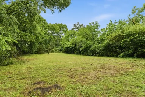 3037 Kings Lane Nashville TN 37218