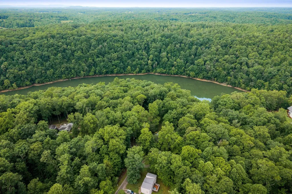 222 Witherspoon Drive Smithville TN 37166
