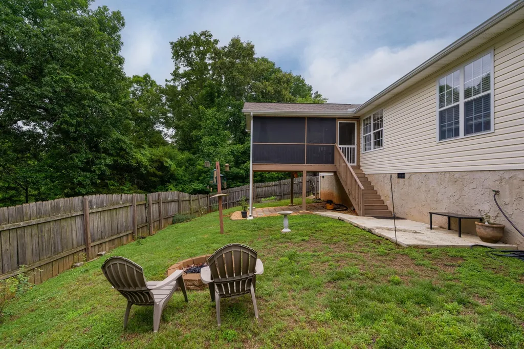 562 Bluff View Drive Ringgold GA 30736