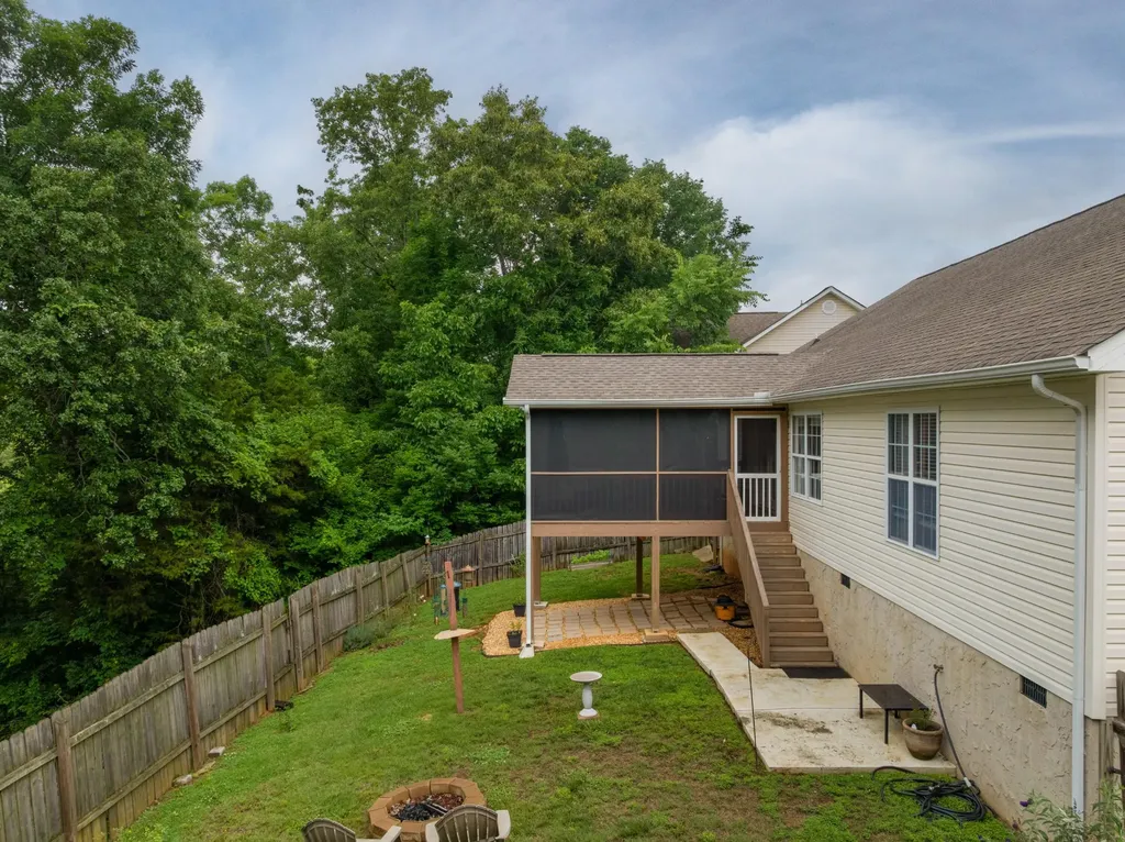 562 Bluff View Drive Ringgold GA 30736