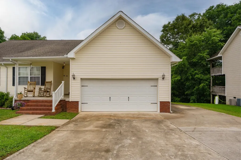 562 Bluff View Drive Ringgold GA 30736