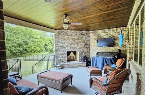 5232 Mead Park Drive Thompsons Station TN 37179