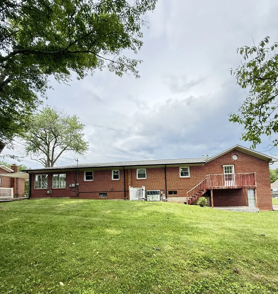 242 Dry Valley Road Cookeville TN 38506
