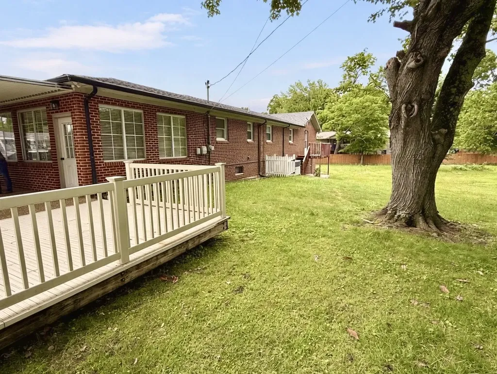 242 Dry Valley Road Cookeville TN 38506