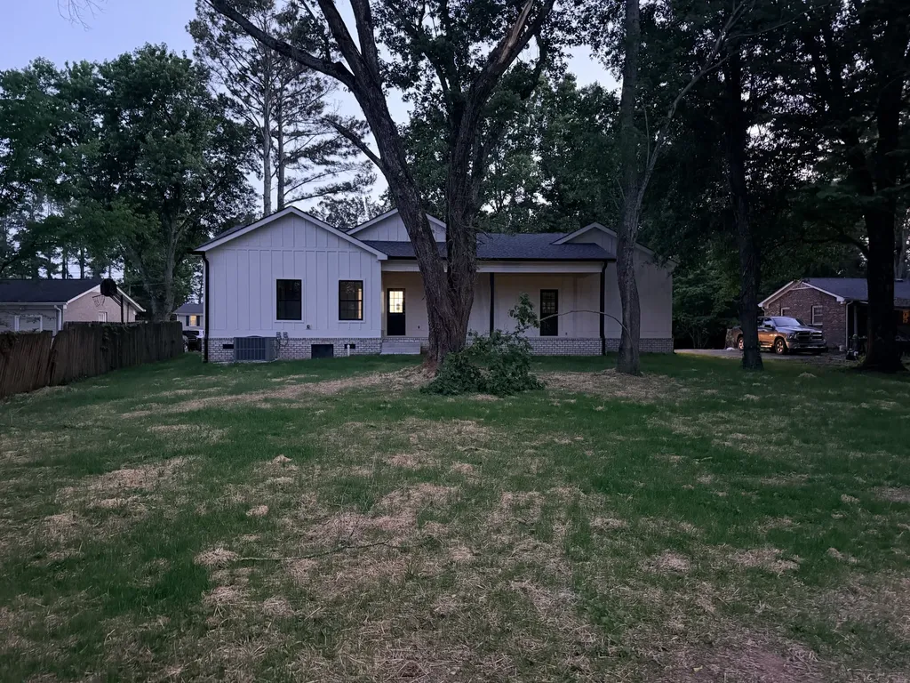 1720 Allison Avenue Columbia TN 38401