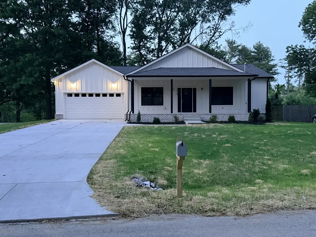 1720 Allison Avenue Columbia TN 38401