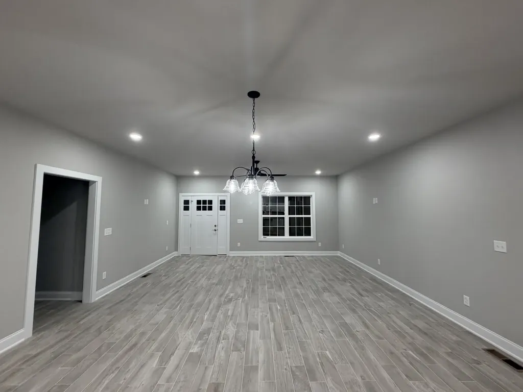 1720 Allison Avenue Columbia TN 38401