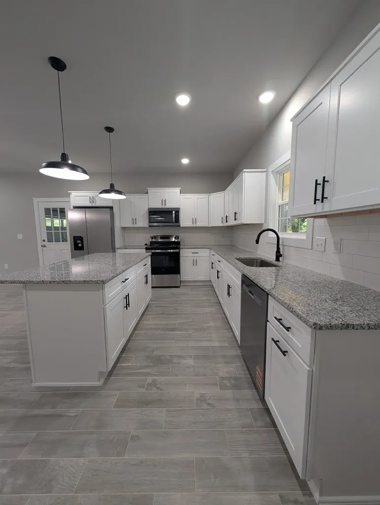 1720 Allison Avenue Columbia TN 38401