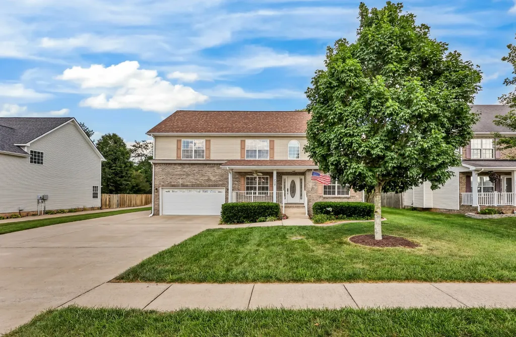 728 Winding Bluff Way Clarksville TN 37040