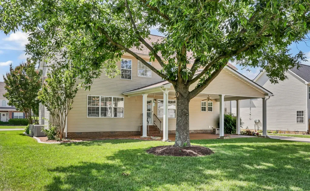 728 Winding Bluff Way Clarksville TN 37040