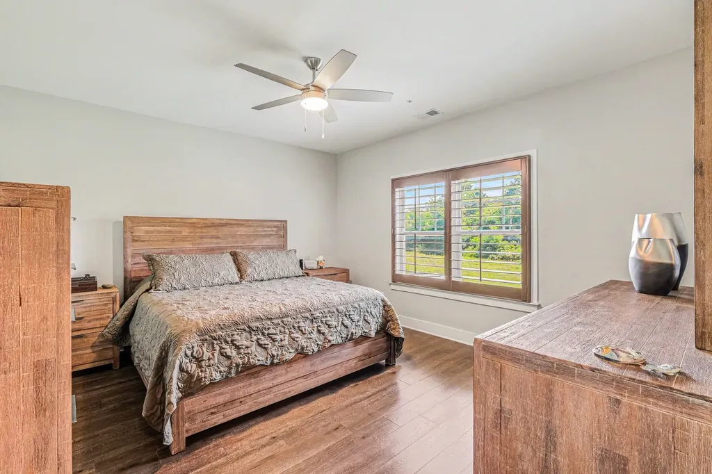 1144 Lock 4 Road Gallatin TN 37066