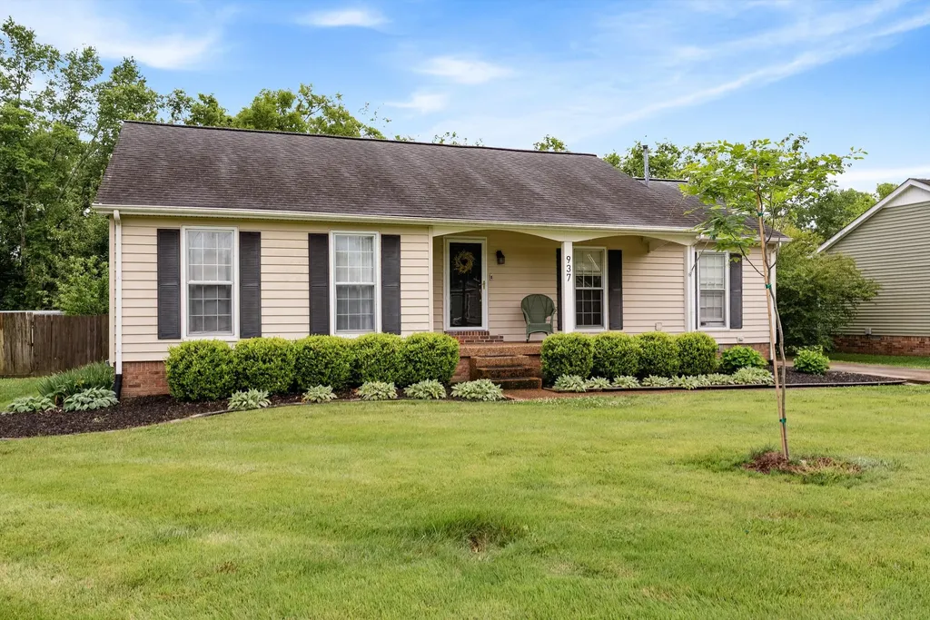 937 Harpeth Bend Drive Nashville TN 37221