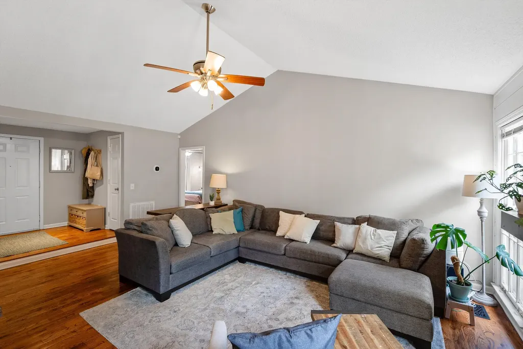 937 Harpeth Bend Drive Nashville TN 37221