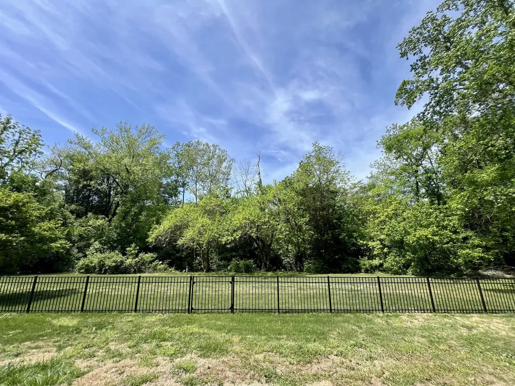 885 Holly Tree Gap Road Brentwood TN 37027