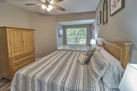 818 Golf View Boulevard Pigeon Forge TN 37863