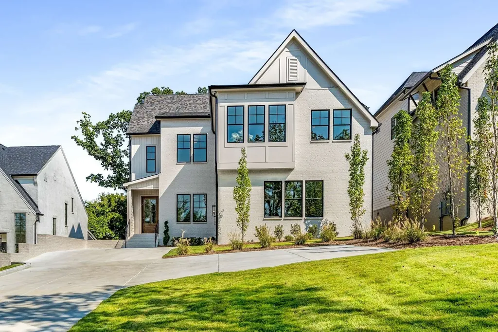 3420A Golf Club Lane Nashville TN 37215