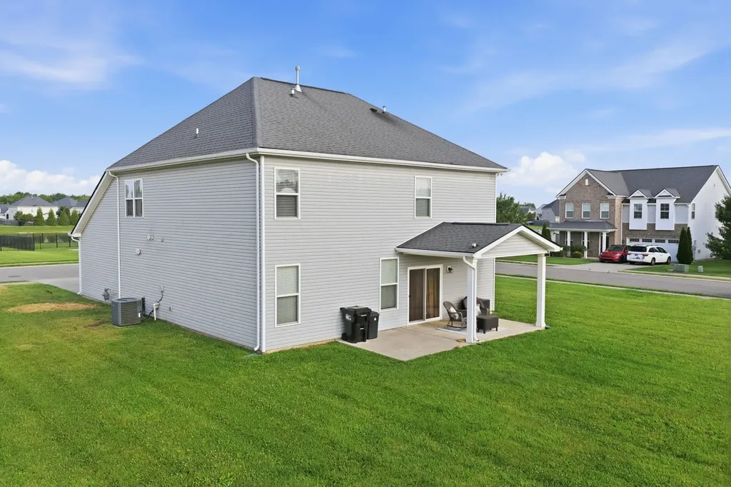3527 Lantern Lane Murfreesboro TN 37128