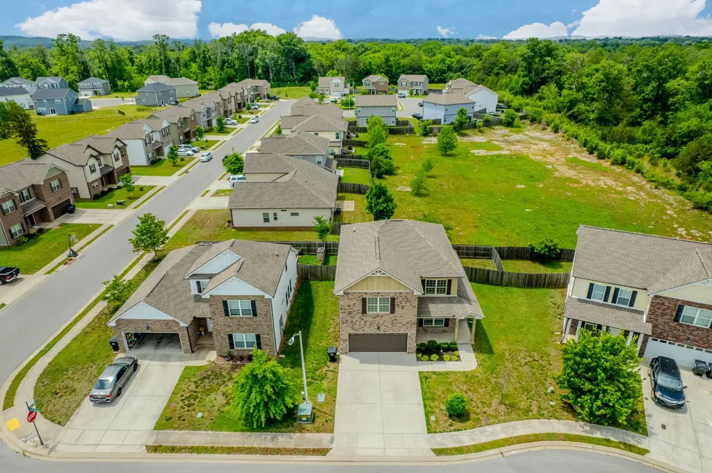 4030 Ella Cook Circle Murfreesboro TN 37129