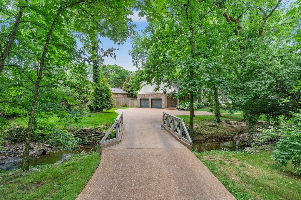 3907 Trimble Road Nashville TN 37215