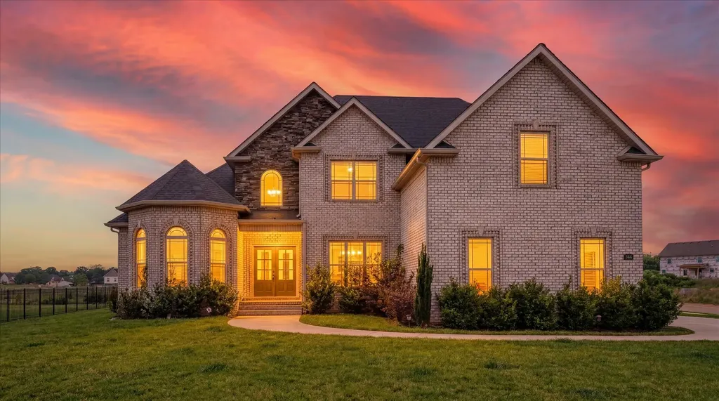 344 Oasis Lane Clarksville TN 37043