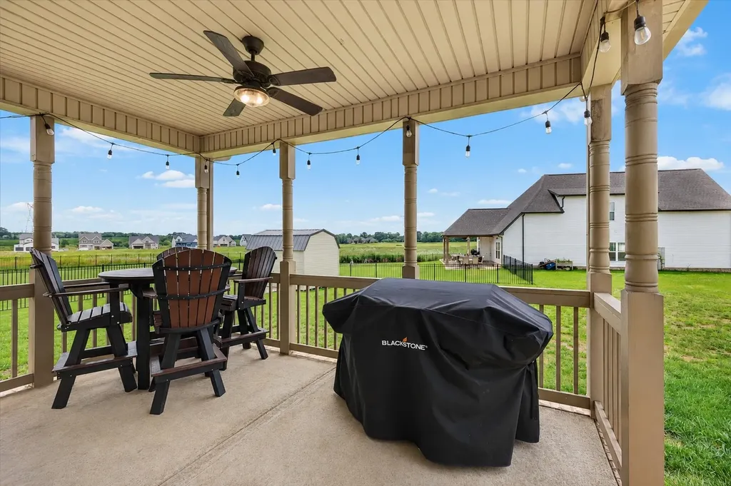 344 Oasis Lane Clarksville TN 37043