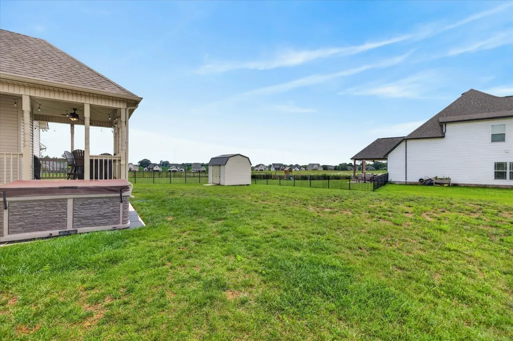 344 Oasis Lane Clarksville TN 37043