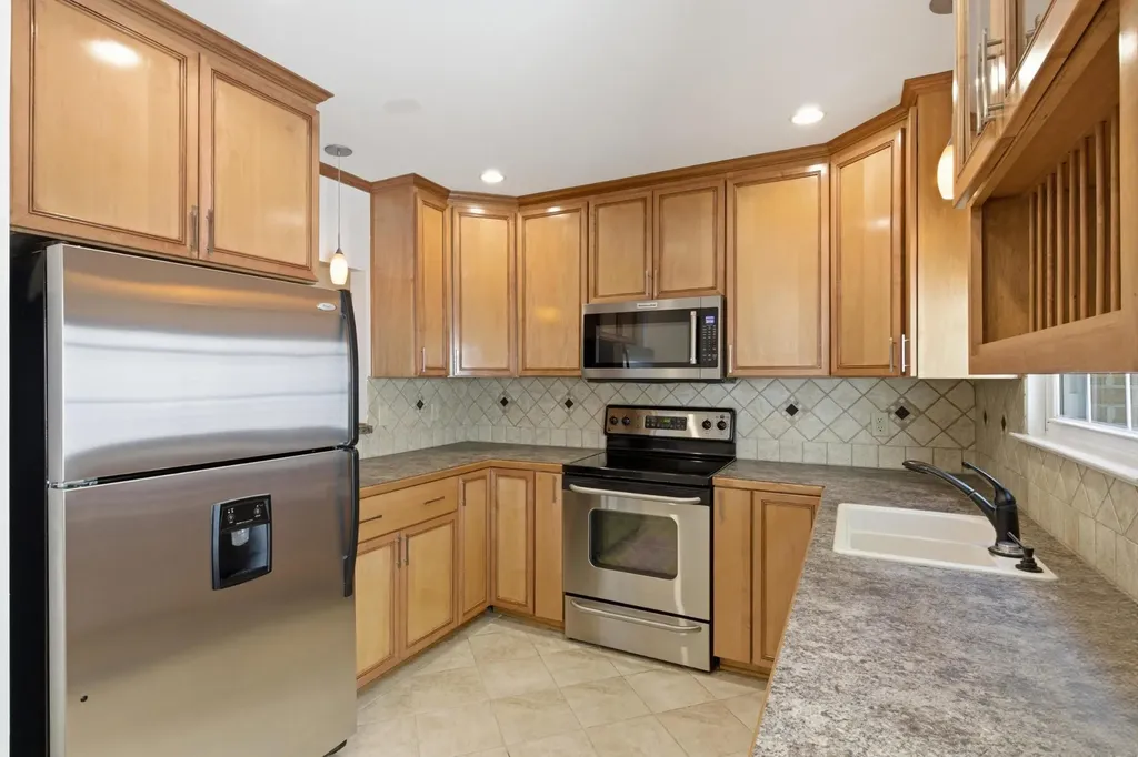 219 Brattlesboro Place Nashville TN 37204