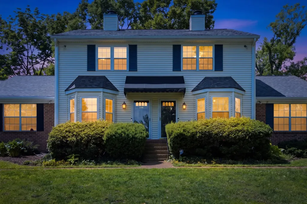 219 Brattlesboro Place Nashville TN 37204