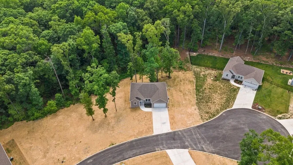 129 County Road 155 Riceville TN 37370