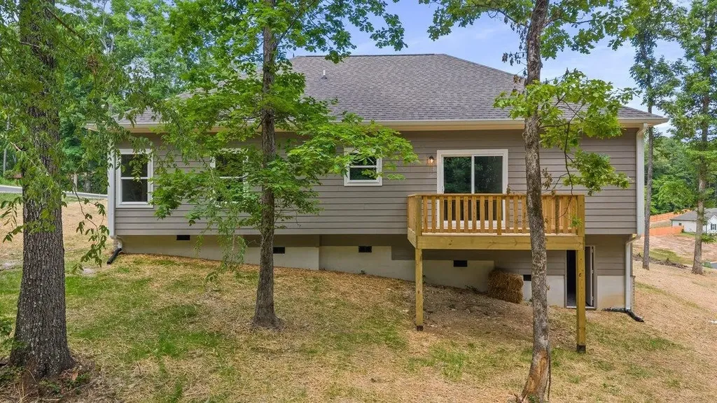 129 County Road 155 Riceville TN 37370