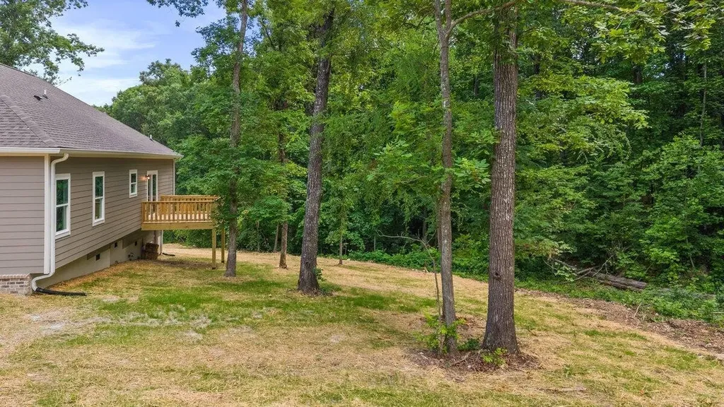 129 County Road 155 Riceville TN 37370