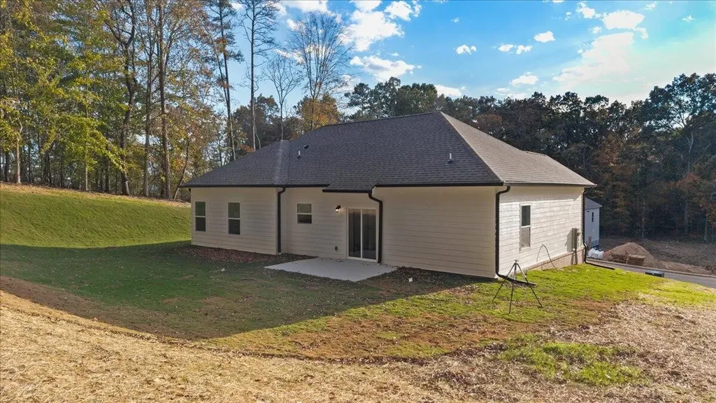 125 County Road 155 Riceville TN 37370