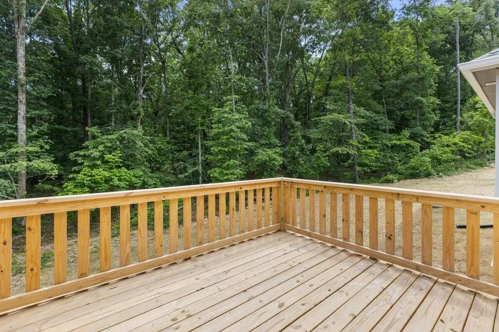 125 County Road 155 Riceville TN 37370