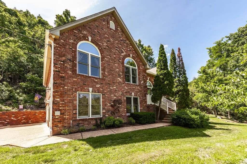 2875 Lower Walkers Creek Road Goodlettsville TN 37072